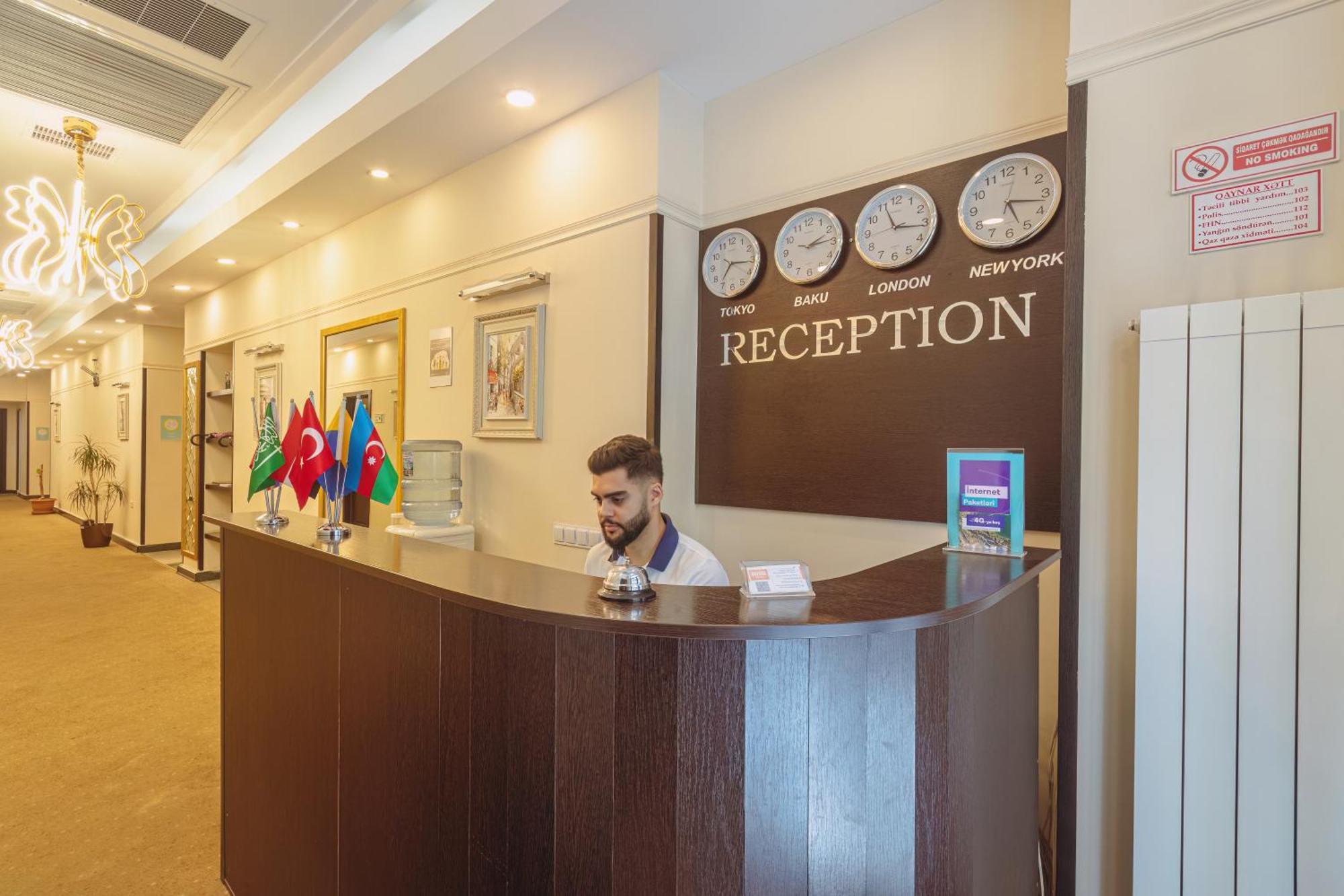 Deluxe Hotel Baku Bagian luar foto
