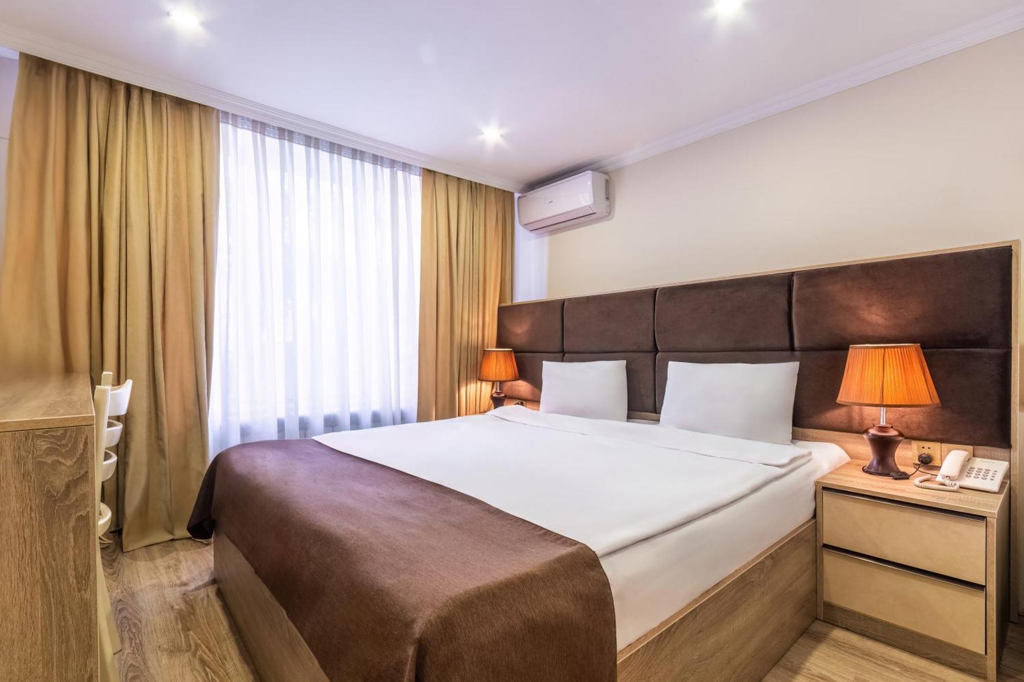 Deluxe Hotel Baku Bagian luar foto
