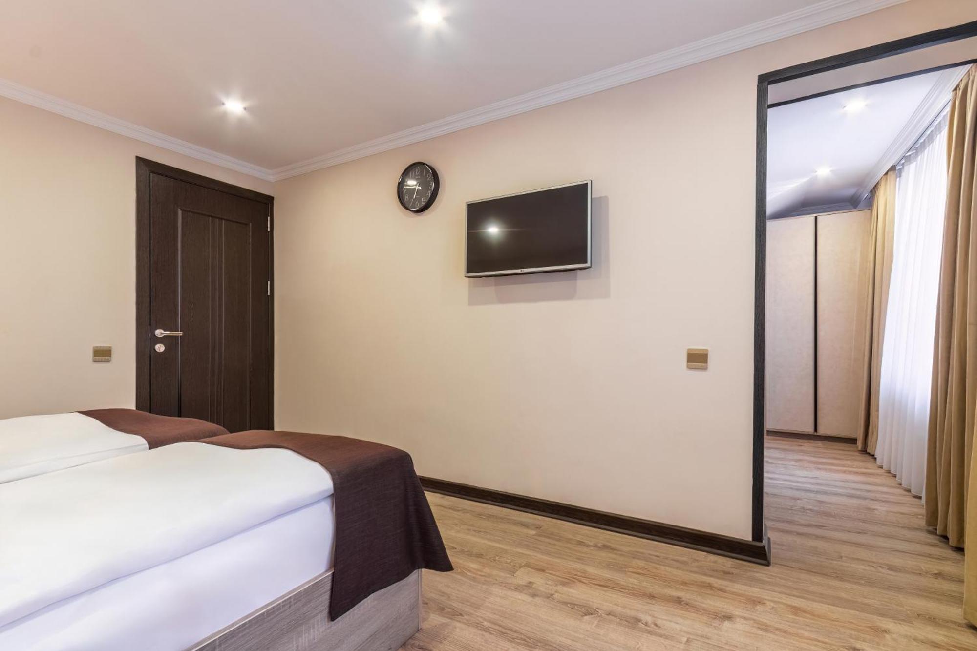 Deluxe Hotel Baku Bagian luar foto
