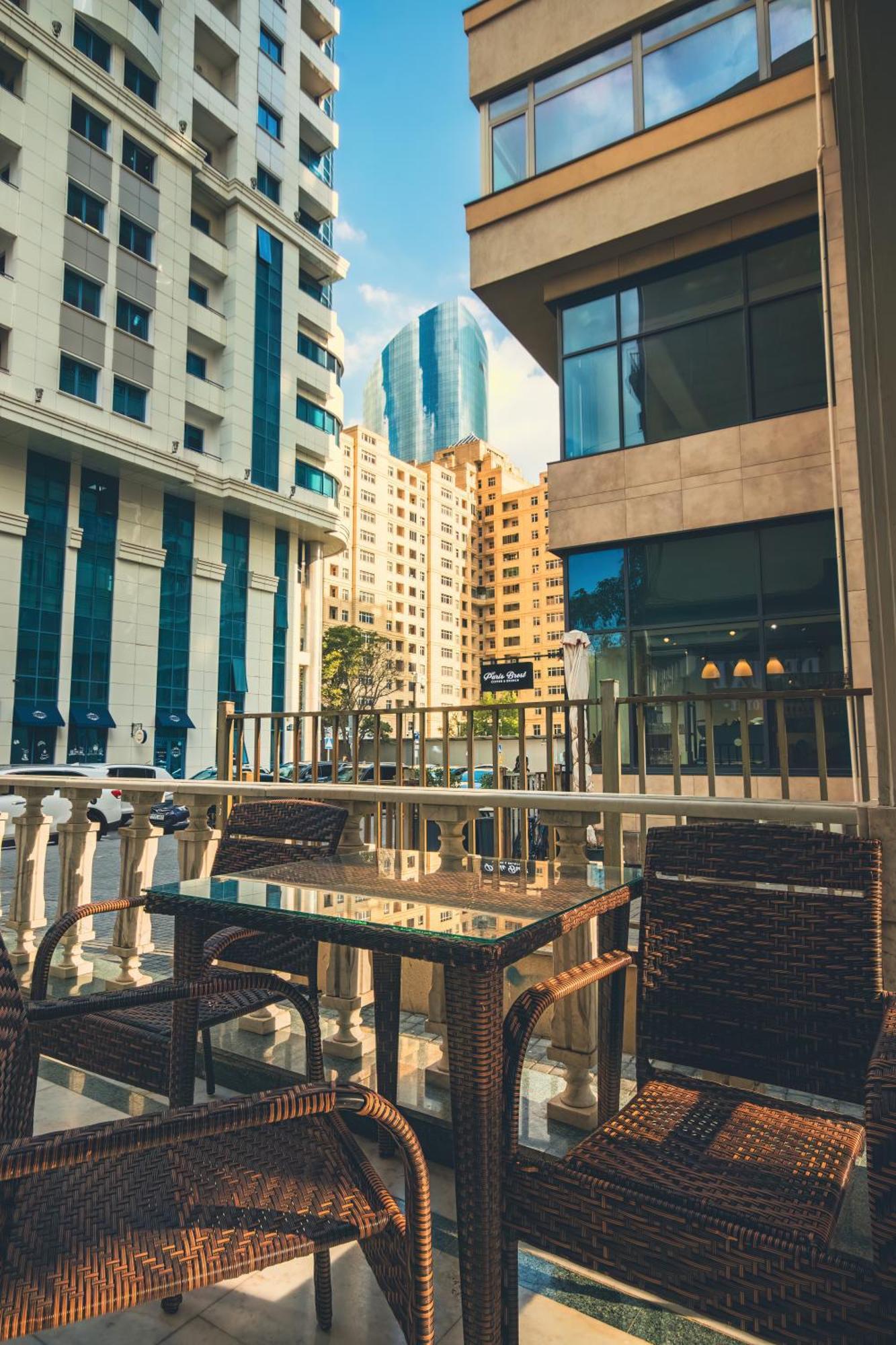 Deluxe Hotel Baku Bagian luar foto