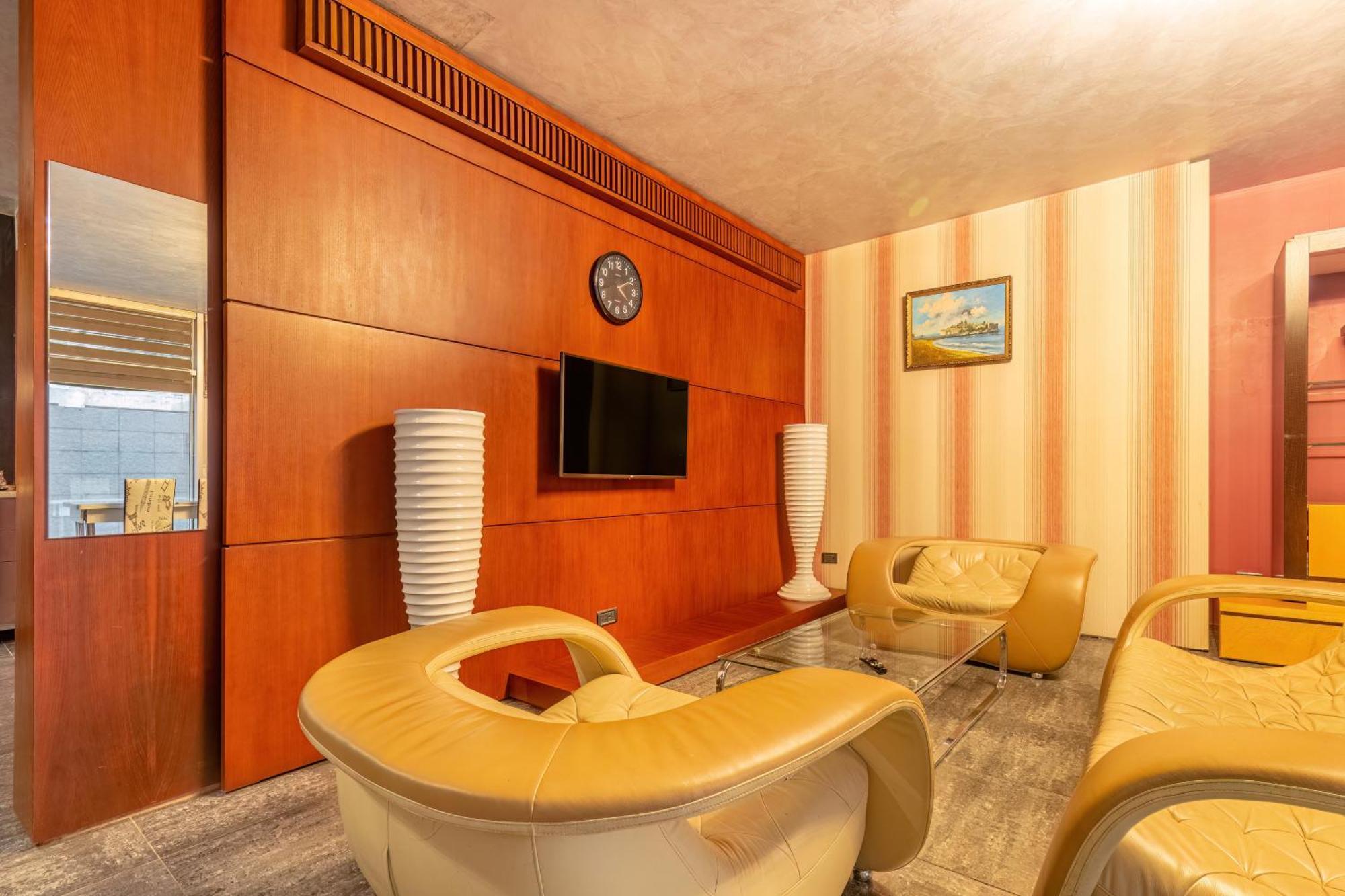 Deluxe Hotel Baku Bagian luar foto